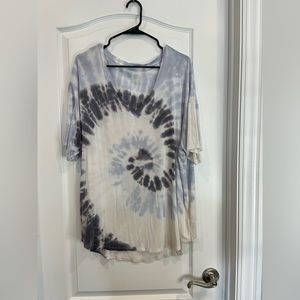 American Eagle XL soft and sexy blue tie dye T-shirt